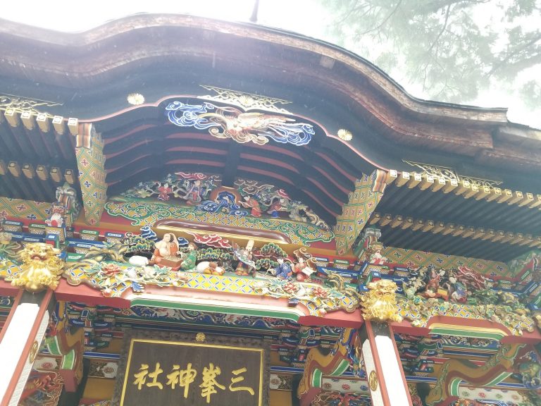 三峯神社拝殿